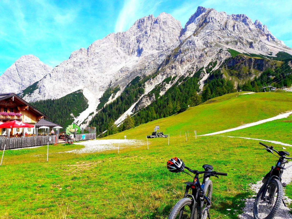Appartement Gipfelblick- Tiroler Zugspitze Arena In บีเบอร์เวียร์ ภายนอก รูปภาพ