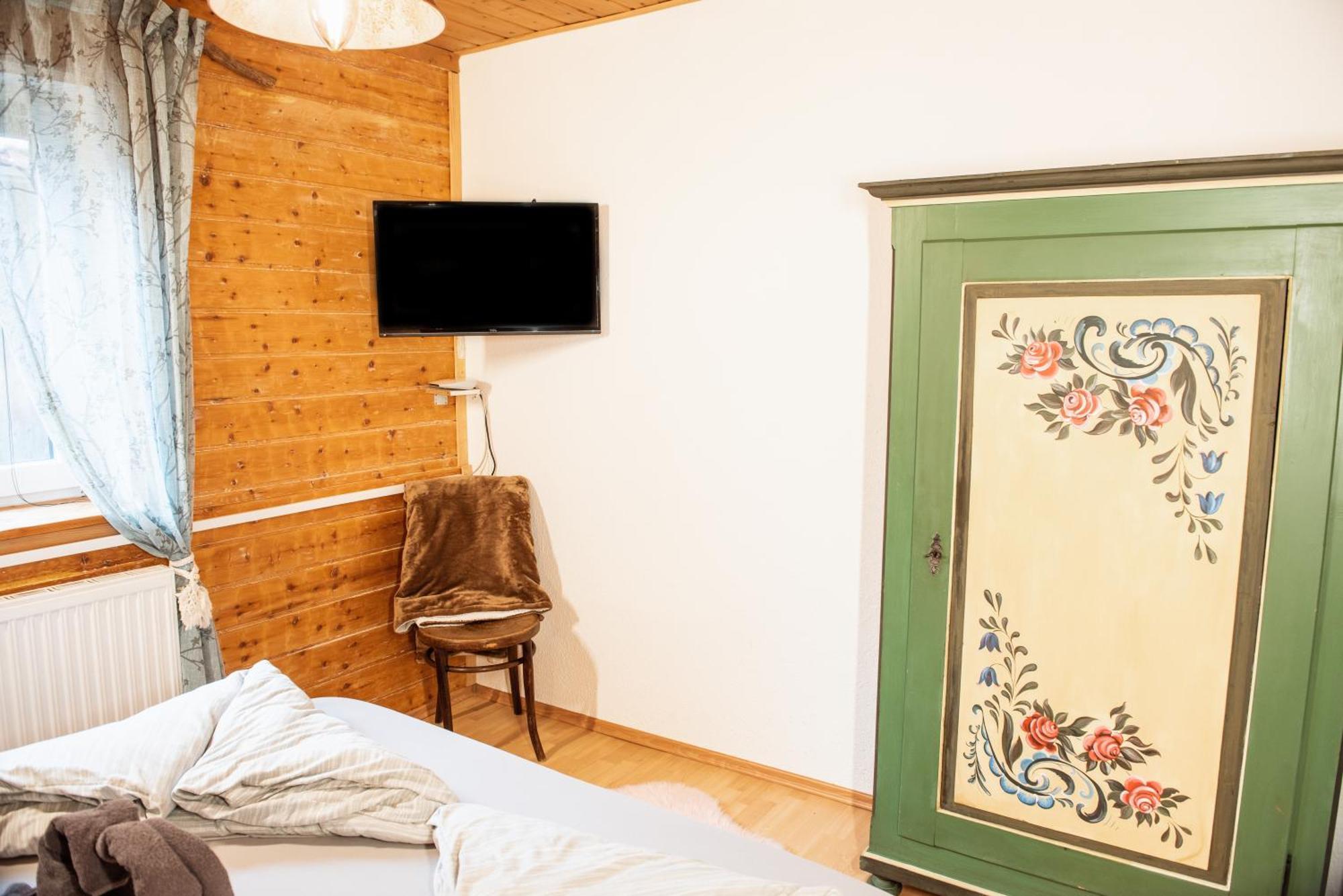 Appartement Gipfelblick- Tiroler Zugspitze Arena In บีเบอร์เวียร์ ภายนอก รูปภาพ